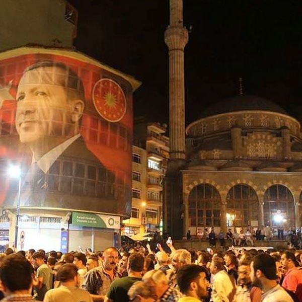 Οι (προφανείς) λόγοι για τους οποίους ο Erdogan θέλει νέο Σύνταγμα