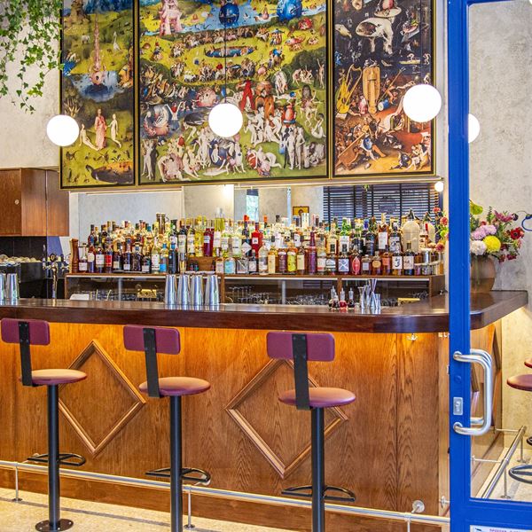 Σε αυτά τα νέα μπαρ πίνει τώρα η Αθήνα