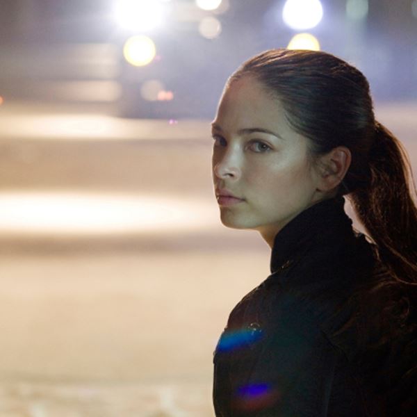 Η Kristin Kreuk παραμένει το κορίτσι του Smallville