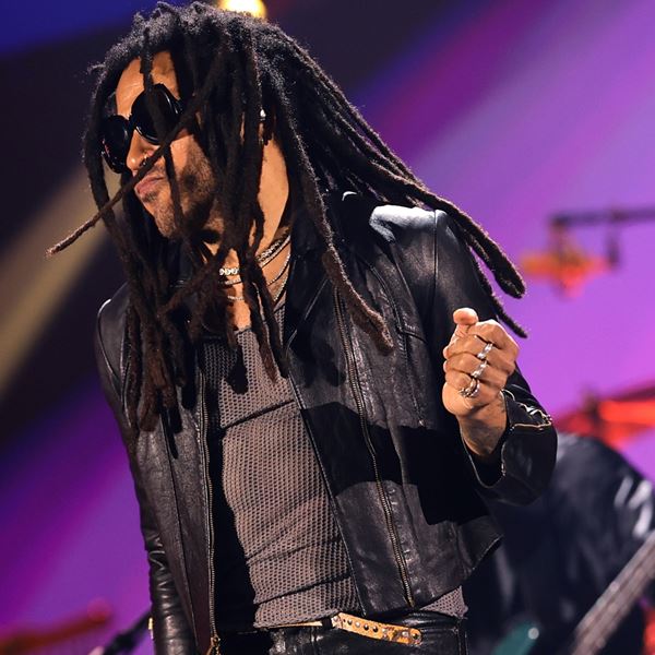 O Lenny Kravitz τον Αύγουστο στην Αθήνα