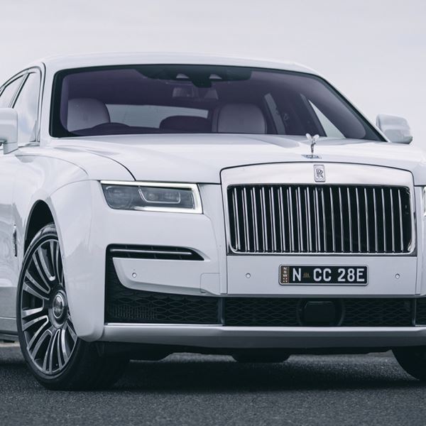 Η νέα Rolls-Royce Ghost είναι κάτι παραπάνω από ένα dream car