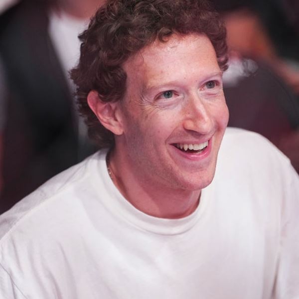 Ο Mark Zuckerberg ντύθηκε John Wick, αλλά δεν πήγε πολύ καλά αυτό