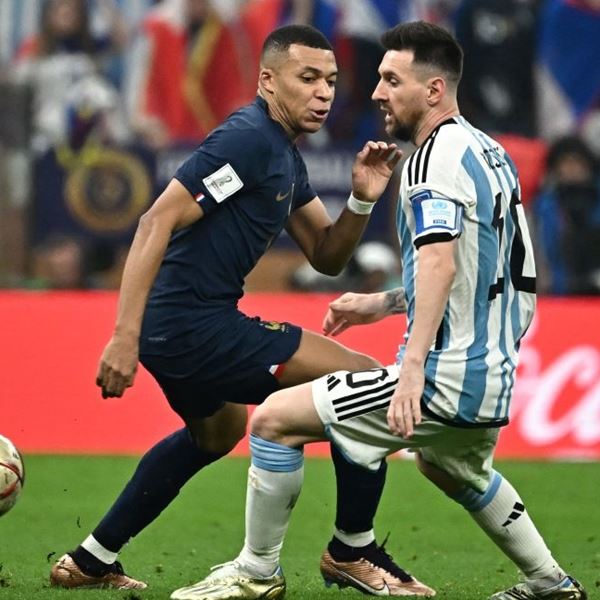 Κι αν ο Mbappe ξεπεράσει τον Messi;