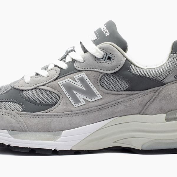 Η ιστορία πίσω από τα αγαπημένα sneakers του Steve Jobs