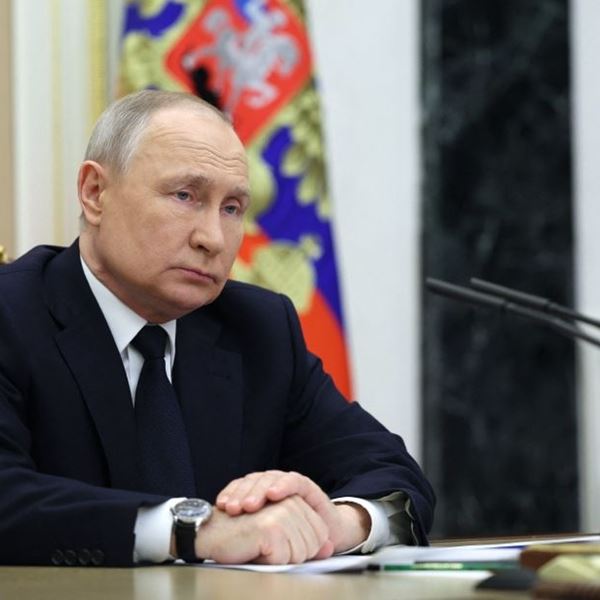 Μια ματιά στο 'παλάτι' του Vladimir Putin (video)