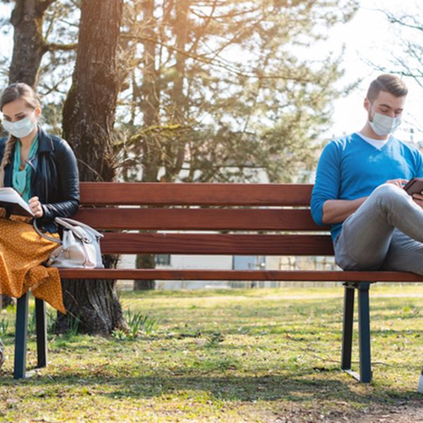 Μήπως είναι νωρίς για τη χαλάρωση των περιοριστικών μέτρων;
