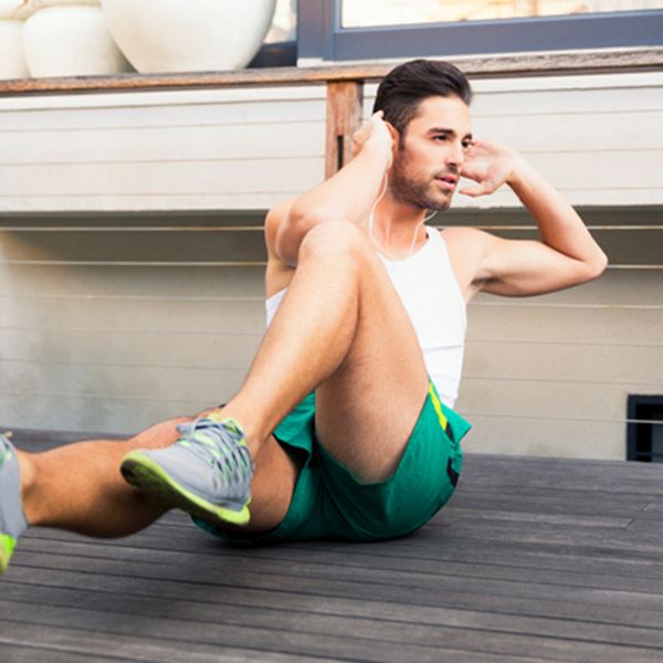 Πρωινές ασκήσεις που χαρίζουν ενέργεια όλη την ημέρα