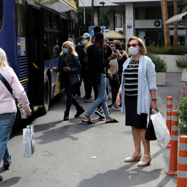Κορονοϊός: Αυξήθηκαν σε 2.919 τα νέα κρούσματα