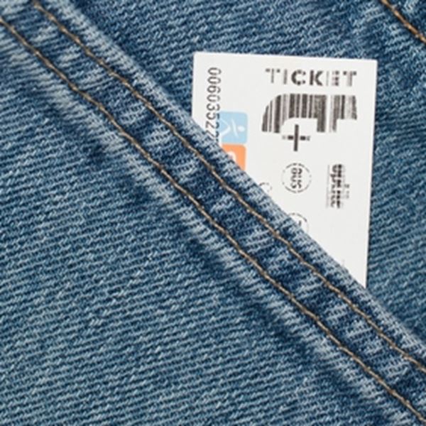 Οι χρήστες κάνναβης δεν θέλουν να καταργηθεί το χάρτινο εισιτήριο στο παριζιάνικο μετρό