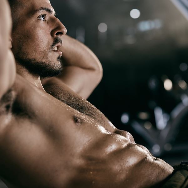 Κοιλιακοί σε χρόνο ρεκόρ με 4 αλάνθαστες συμβουλές