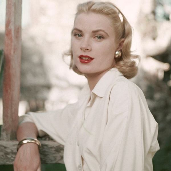 H παραμυθένια ζωή της Grace Kelly μέσα από 10 φωτογραφίες