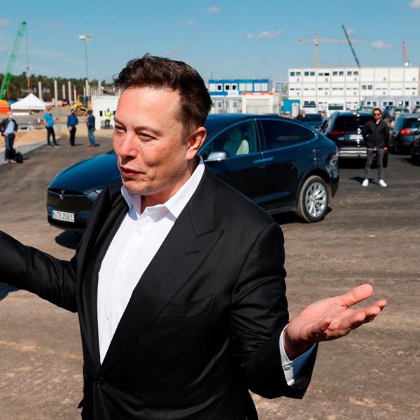 Όλες οι λανθασμένες προβλέψεις και δηλώσεις του Elon Musk για τον κορονοϊό