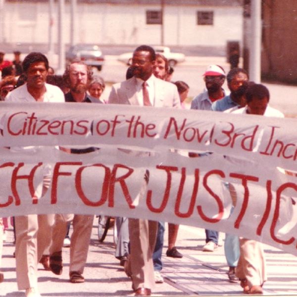 Η σφαγή του Γκρίνσμπορο δεν πρέπει να ξεχαστεί