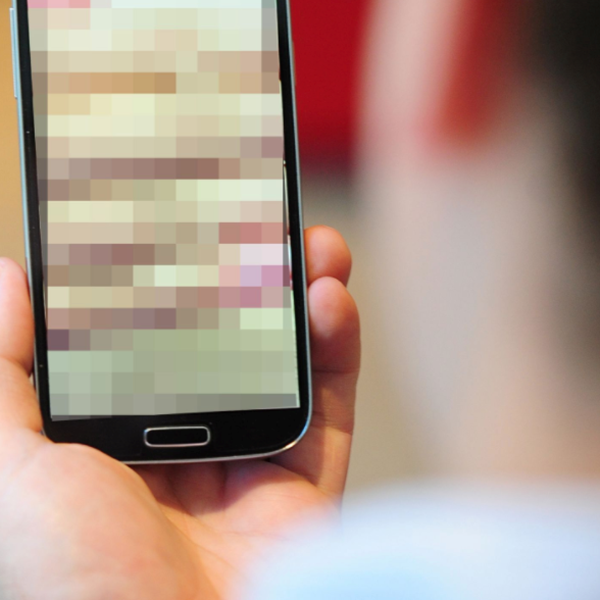 Πότε είναι κακούργημα το revenge pοrn