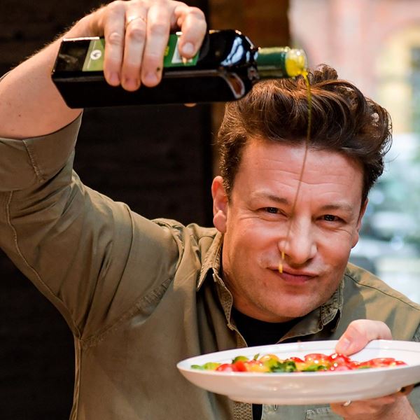 Το Food Fight Club των Jamie Oliver και Jimmy Doherty επιστρέφει