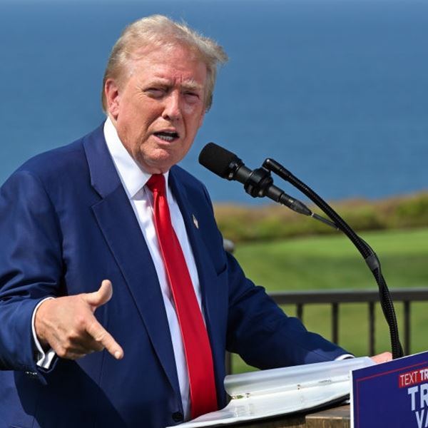 Υπάλληλος εργοστασίου τσακώθηκε με Trump και απολύθηκε (video)