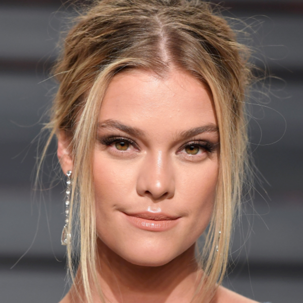 Nina Agdal, δεν χρειαζόταν αυτή η selfie