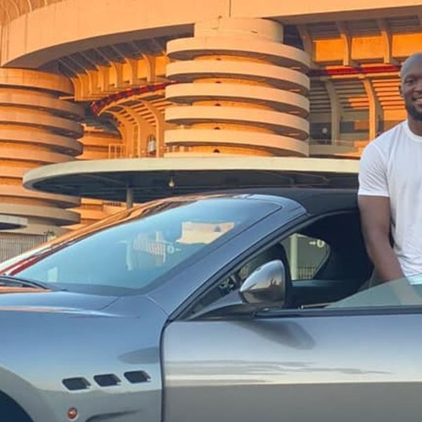 Μία βόλτα στο γκαράζ του Romelu Lukaku