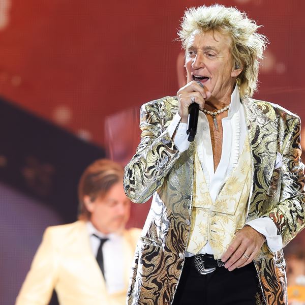6 πράγματα που μάλλον δε γνωρίζεις για τον Sir Rod Stewart