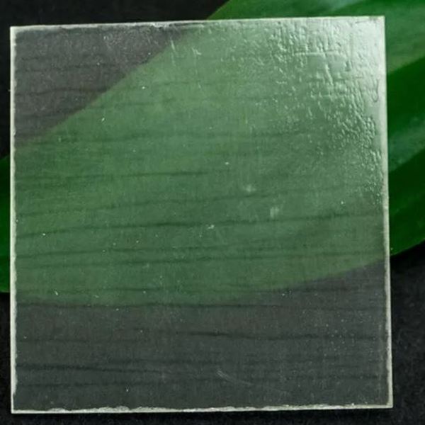 Τα smartphones του μέλλοντος μπορεί να χρησιμοποιούν διαφανές ξύλο