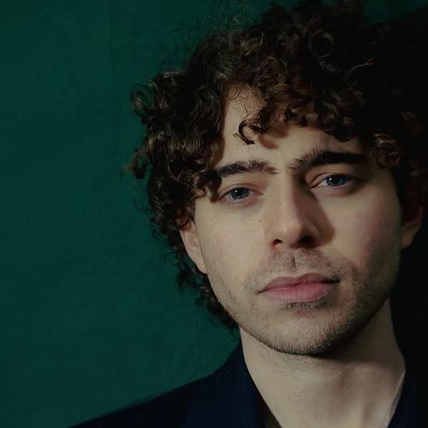 Αυτός είναι ο πρώτος δισεκατομμυριούχος της γενιάς Ζ