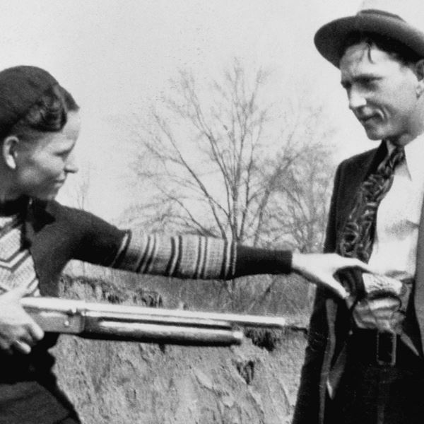 Bonnie και Clyde, μία ιστορία αγάπης και εγκλήματος