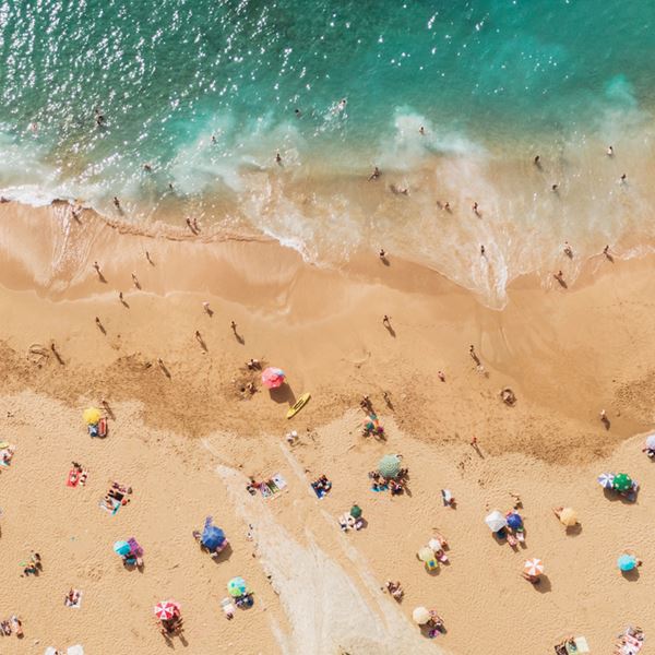 Το καλοκαίρι δεν σκοτώνει τον κορονοϊό λένε οι επιστήμονες