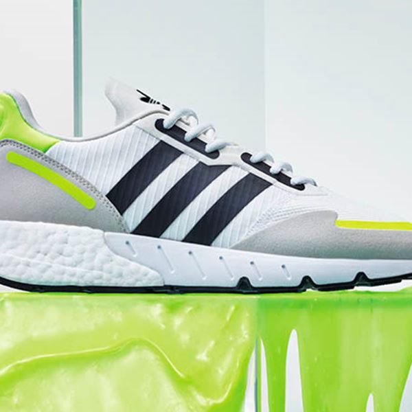 Σπάζοντας όλες τις συμβάσεις με τα Adidas ZX 2K Pure
