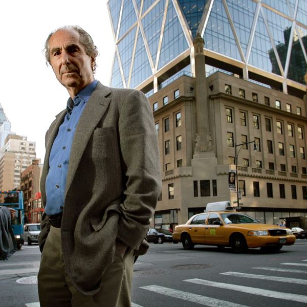 Ο αιώνια υπαρξιστής Philip Roth
