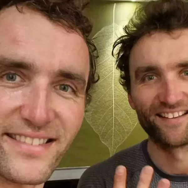 Κρέας εναντίον vegan: Δίδυμοι έκαναν διαφορετική διατροφή και αυτό είναι το αποτέλεσμα