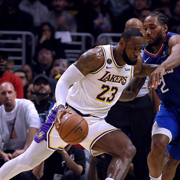 Οι Clippers μόλις αγόρασαν την ιστορική έδρα των Lakers