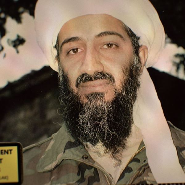 Όλοι προσκυνούν αυτήν τη νέα μίνι σειρά του Netflix