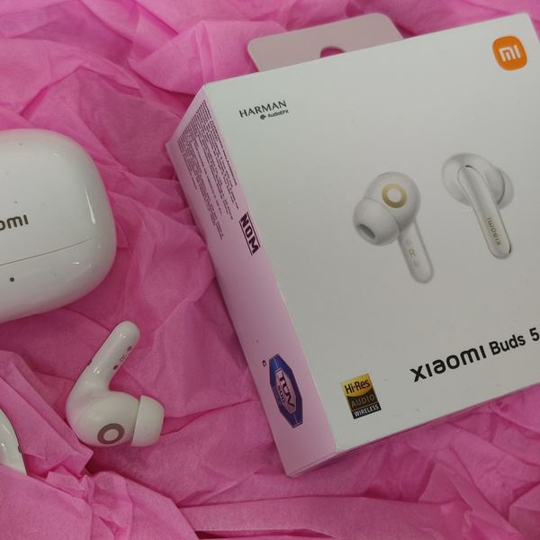 Τα ακουστικά Xiaomi Buds 5 Pro φέρνουν ποιότητα ήχου που εντυπωσιάζει [Tech Review]