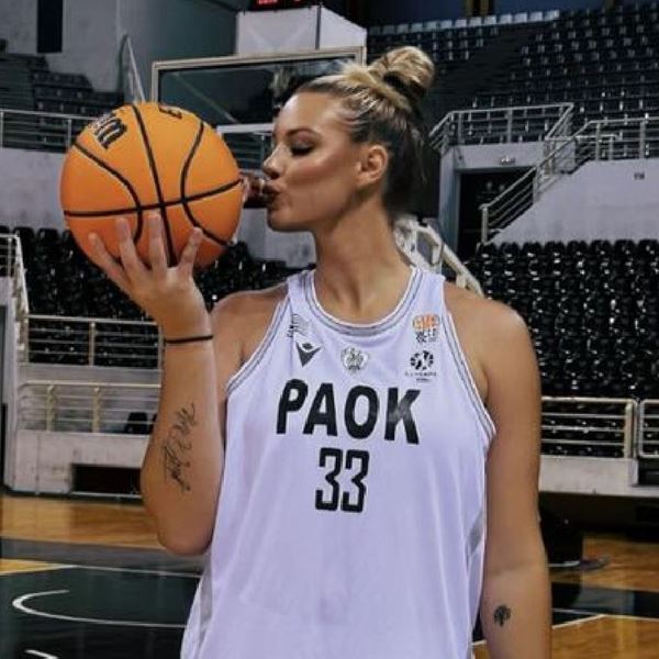 Η εκρηκτική Σαμ Μπρουνέλ είναι η νέα μεταγραφή του ΠΑΟΚ και ήδη έχει προκαλέσει χαμό