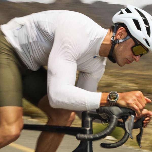 Το ρολόι που θα σε κάνει να ξεχάσεις τι σημαίνει φόρτιση