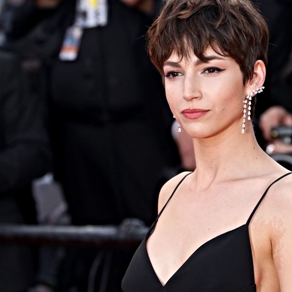 Η επικίνδυνη θηλυκότητα της Ursula Corbero