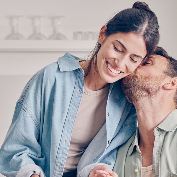 Πώς θα καταλάβεις αν είσαι σε σχέση από επιλογή και όχι από ανάγκη