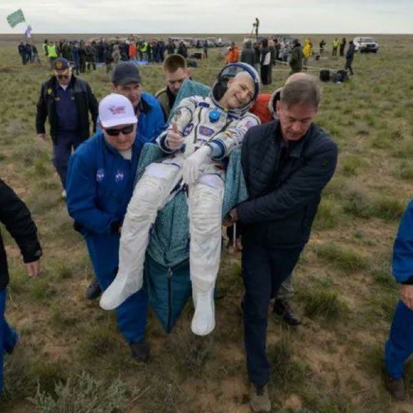 590 ημέρες στο διάστημα πέρασε αστροναύτης της NASA - Ανησυχίες προκάλεσε η εμφάνισή του