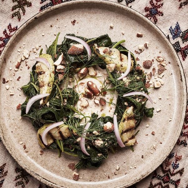 Η επιστροφή στη γεύση: μια κουζίνα με ψυχή και υπογραφή