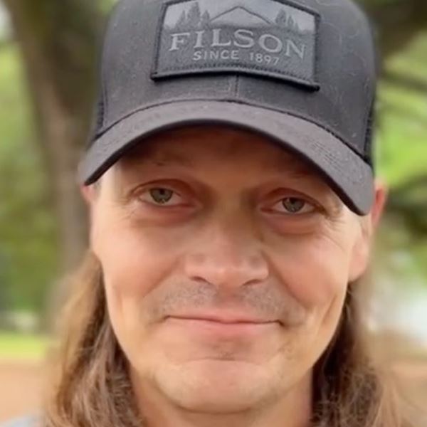 Με καρκίνο διαγνώστηκε ο τραγουδιστής του συγκροτήματος 3 Doors Down