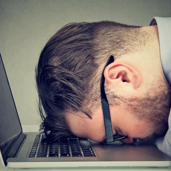 Πόσα λεφτά θέλουν οι εργαζόμενοι, πόσα δίνουν οι εργοδότες στην Ελλάδα -Τι αποκαλύπτει νέα έρευνα