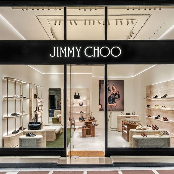 Ο οίκος Jimmy Choo ανοίγει την πρώτη του μπουτίκ στην Αθήνα
